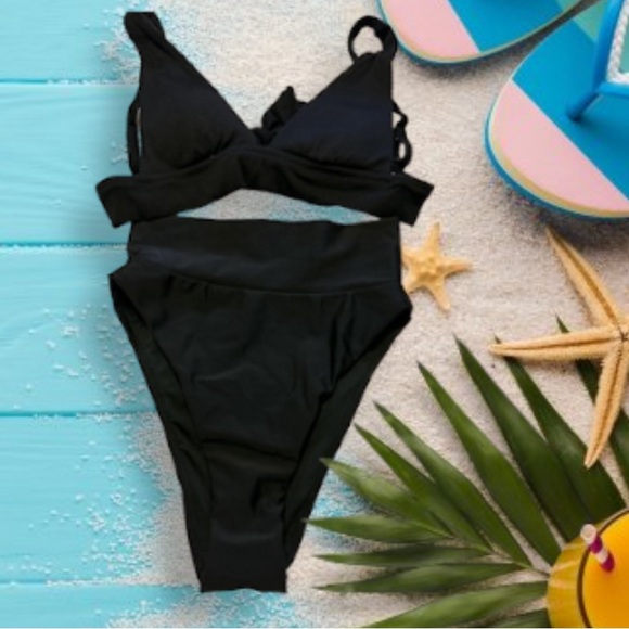 Aerie Black Swimwear Top & Swimsuits
Bikini Set Size XS / XXS - Picture 1 of 15